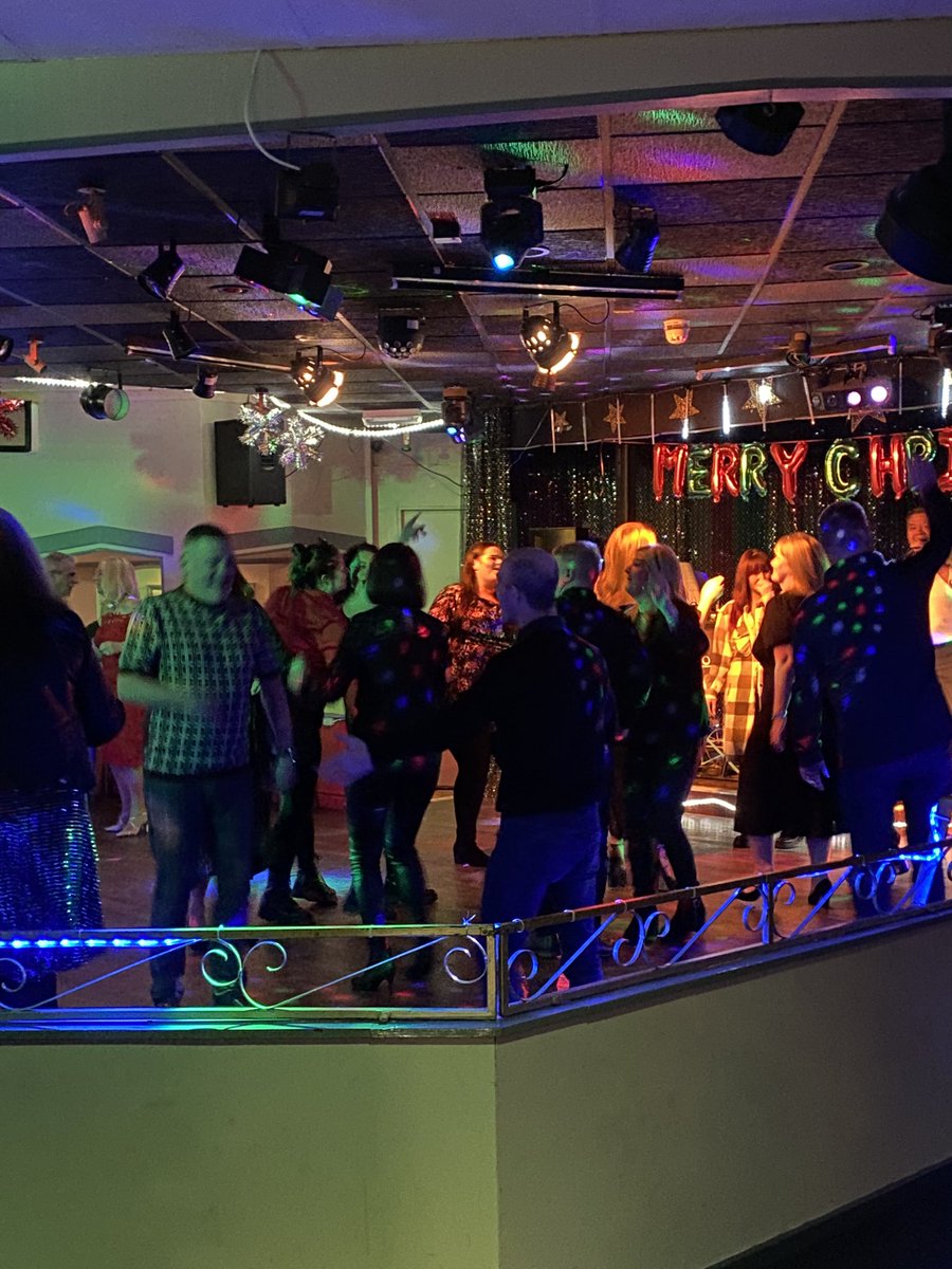 New Years Eve going with a bang <a href="/MetalboxClub/">The Metalbox S&S Club</a> 💃💃🕺🏽🕺🏽. Fantastic night ❤️💙