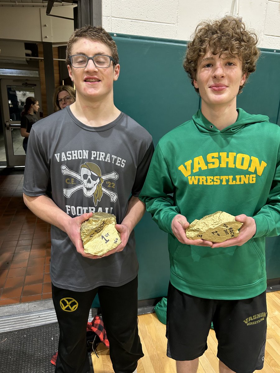 Congratulations to Chase and Colin for taking home Rocks from the Rock tournament! And thanks to all the Vashon Wrestling community for keeping this tournament rocking. 16 teams: ✅