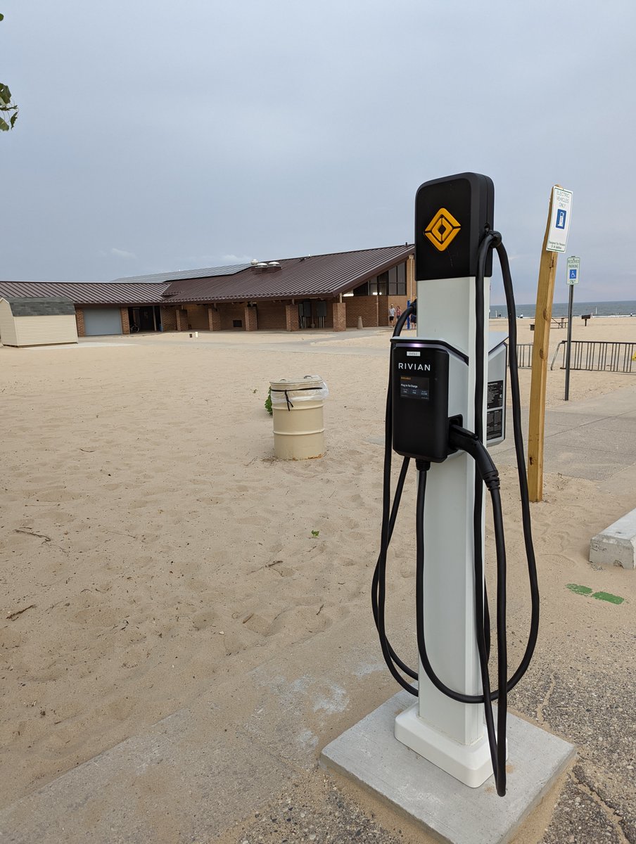 Plug & Play EV on Twitter "Also AUGUST Big month for Rivian R1T