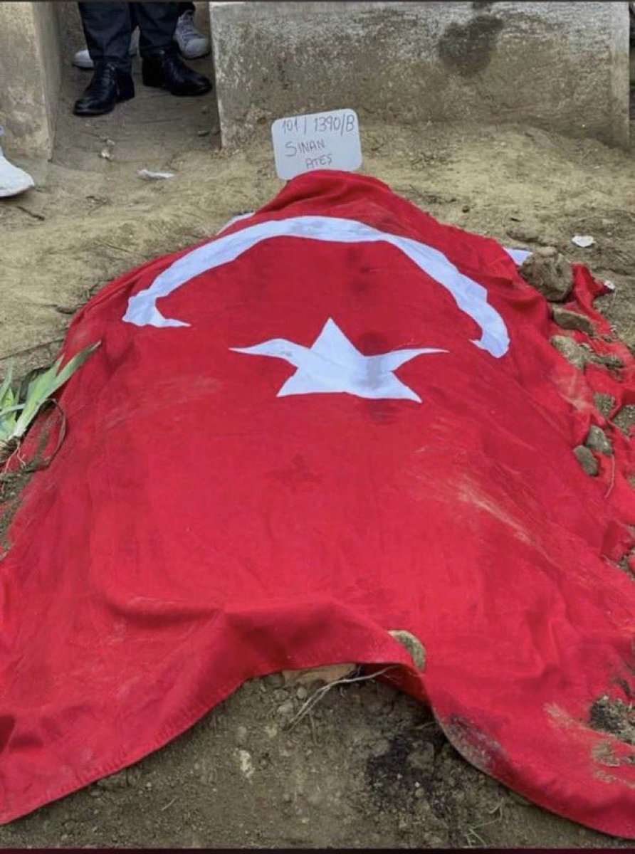 AOkutaner's tweet photo. Hepiniz birer Türk Bayrağı’sınız! https://t.co/VTixec8lUw