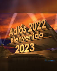 SU_LI25's tweet photo. El año viejo se despide y 1 nuevo llega a nuestras  vidas. Pidamos a Dios q llen nuestros corazones de amor y cariño q este Nuevo Año traig alegría,amor,paz,salud y felicidad para ti y lo tuyos Feliz Año Nuev 2023 abrazo y mi mejores deseos a ti y tu fam.Dios los bendig siempr 🙏 https://t.co/2hNJC2Jlnj