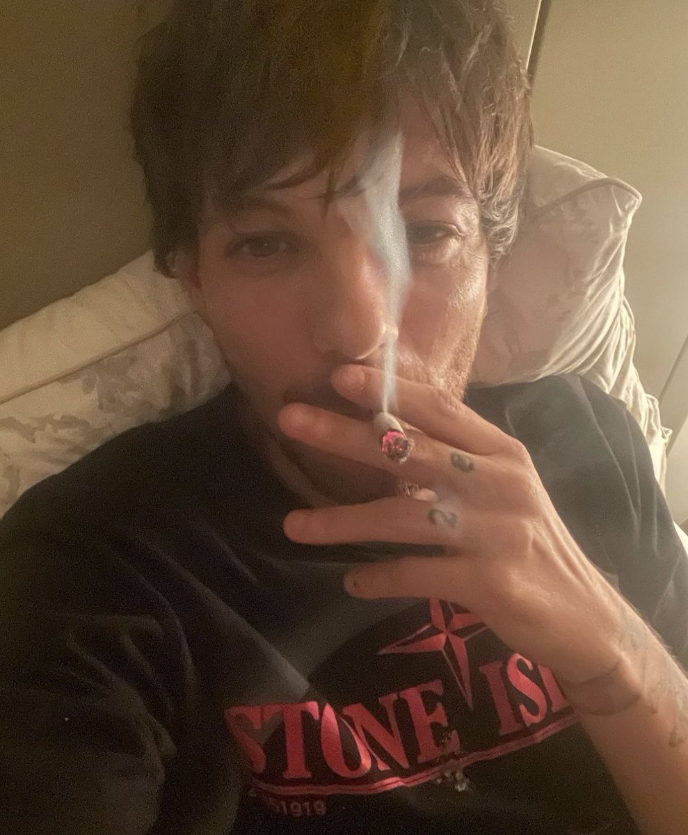 dani tweet media
