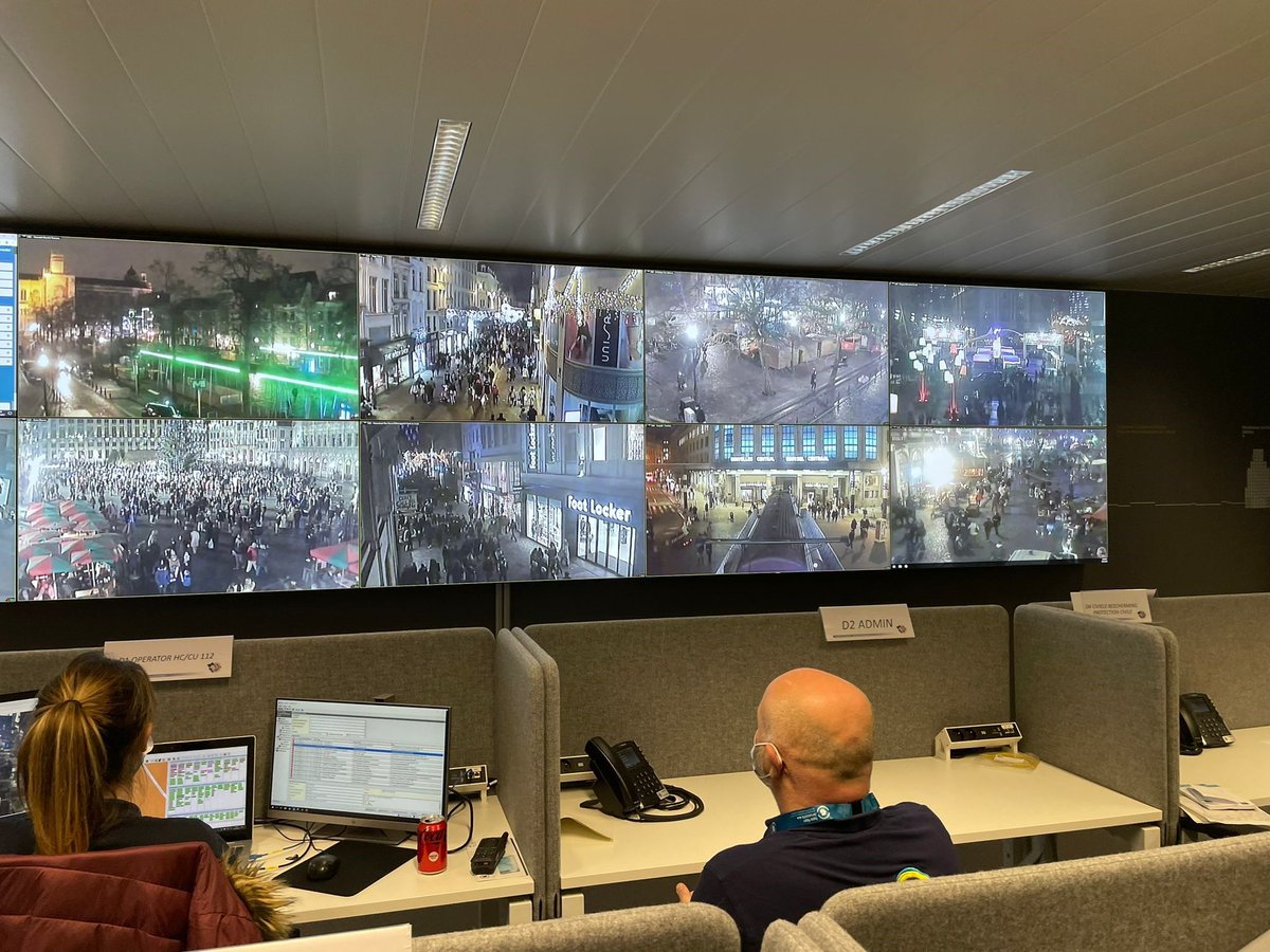 safe_brussels's tweet photo. ✨🎉 Réveillon à Bruxelles | Activation du centre de crise régional #RCCR : un dispositif de veille et de sécurité est déployé.
Plus d'info 👉https://t.co/bXLn4tundh
#safebrussels https://t.co/EqerHyuizX