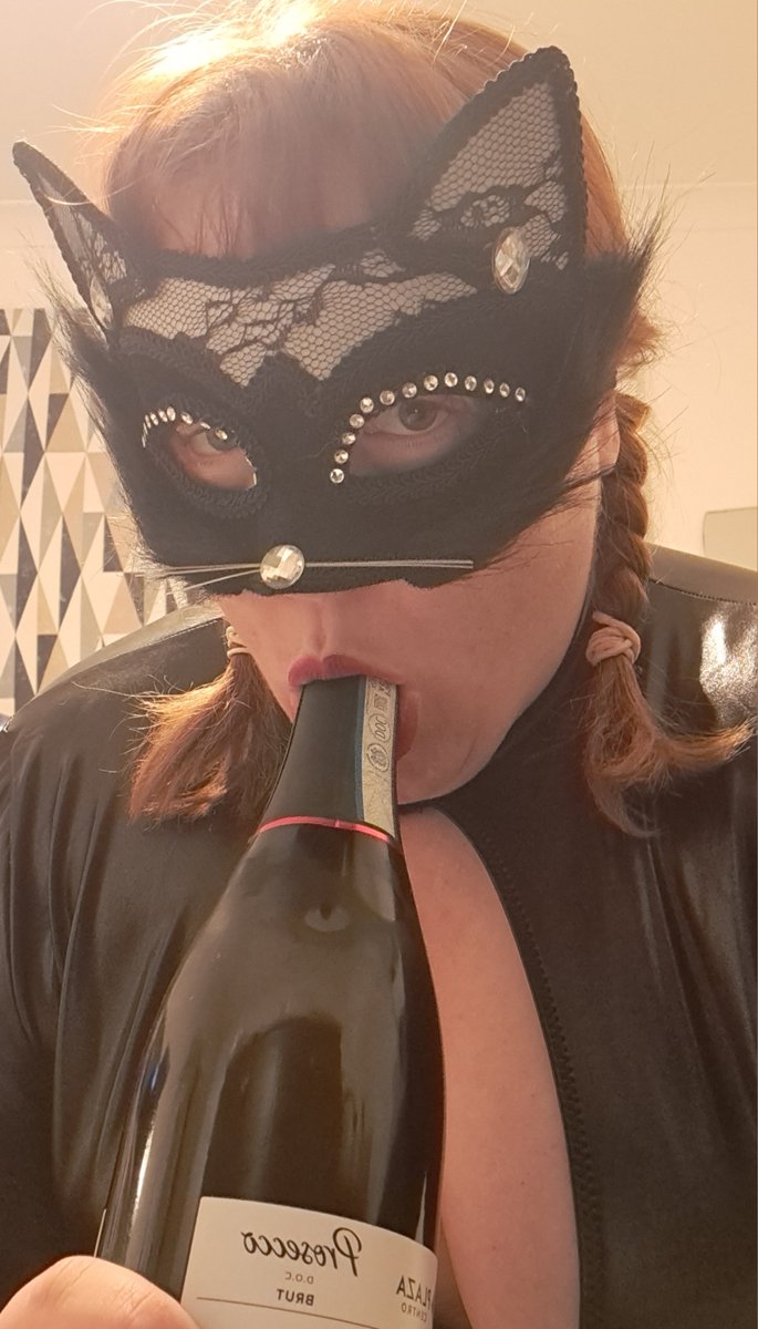 CurvesDaisy's tweet photo. We are nearly there...nearly in 2023! HAPPY NEW YEAR!!
Don't forget a limited offer of free access to my onlyfans until tomorrow evening
https://t.co/fhduVaKHQq
#milf #sbbw #bbw #pawg #vids #pics #feet #panties #natural #curves #curvy #menuavailable #genuine #custom https://t.co/769155qa7T