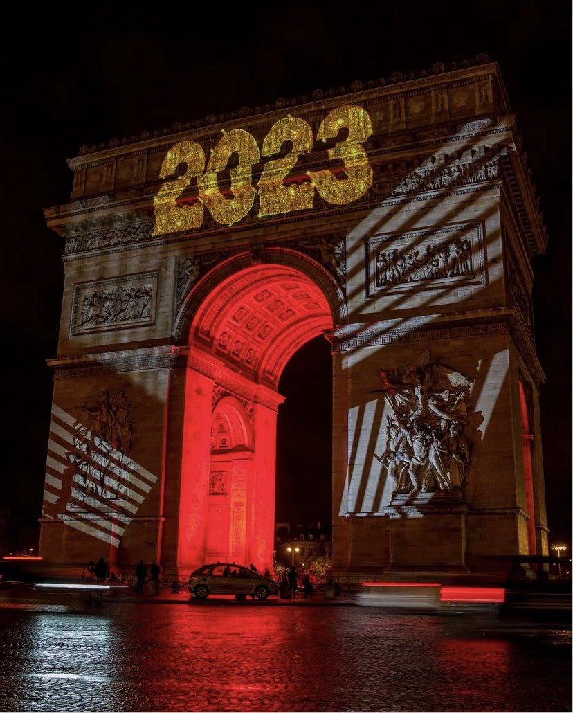 W0rld2026's tweet photo. HAPPY NEW YEAR 2023 PARIS https://t.co/LnPTuLNZOy