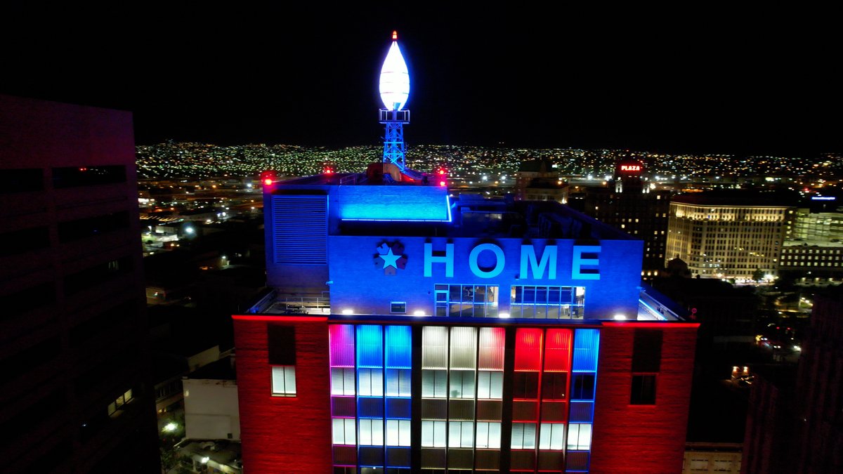 homeeptx's tweet photo. We have a special light show to ring in the new year!!! 

The light show will begin at 11:45pm.
The Countdown will begin at 11:47pm

Happy New Year!! https://t.co/adUczlC50L