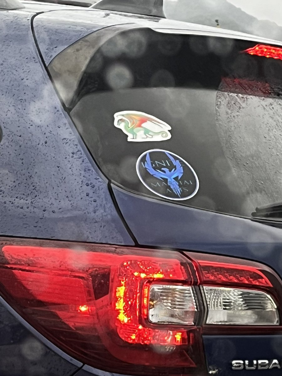 This car next to me