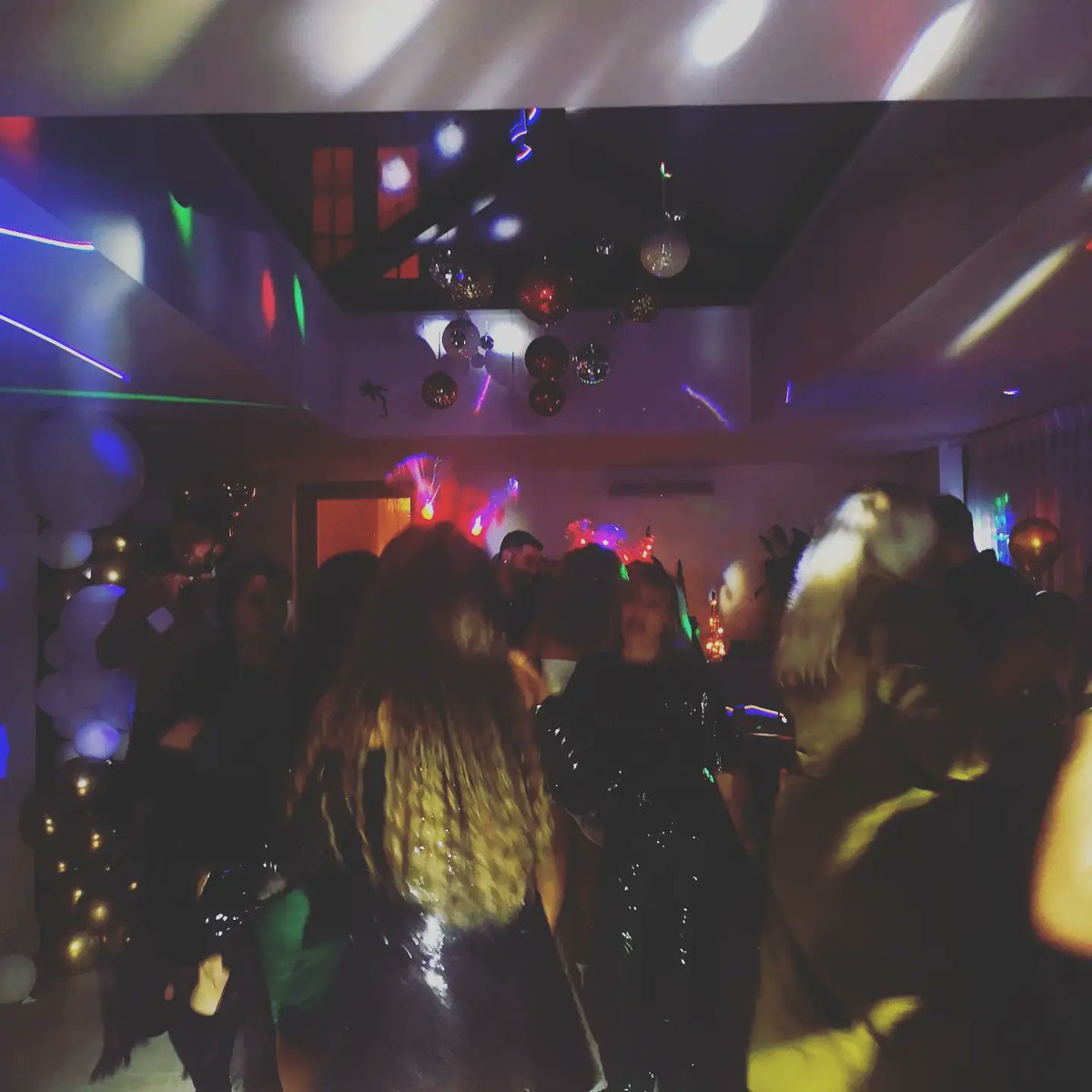 melcarrol's tweet photo. As we #countdown to the old #year we welcome the #start of a #new one.. #Besafe, and #enjoy! 

@CarmenCarrol1
@melcarrol
#newyear2023 
#newyear 
#party
#dance 
#djing 
#soulfulhouse 
#oldschool https://t.co/d1AH5rrG9v