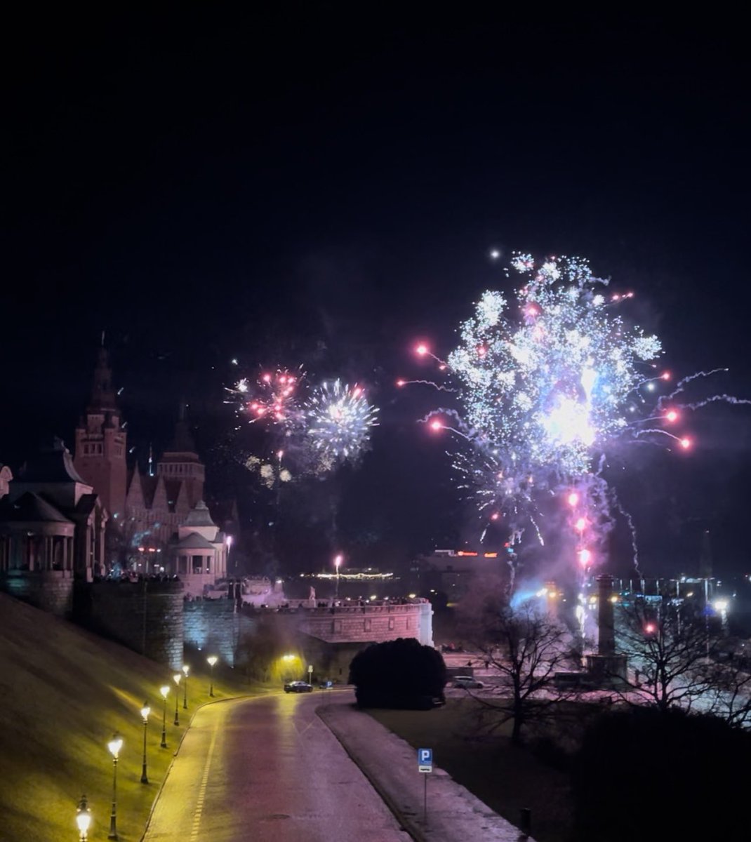 Paweł Żuchowski tweet media