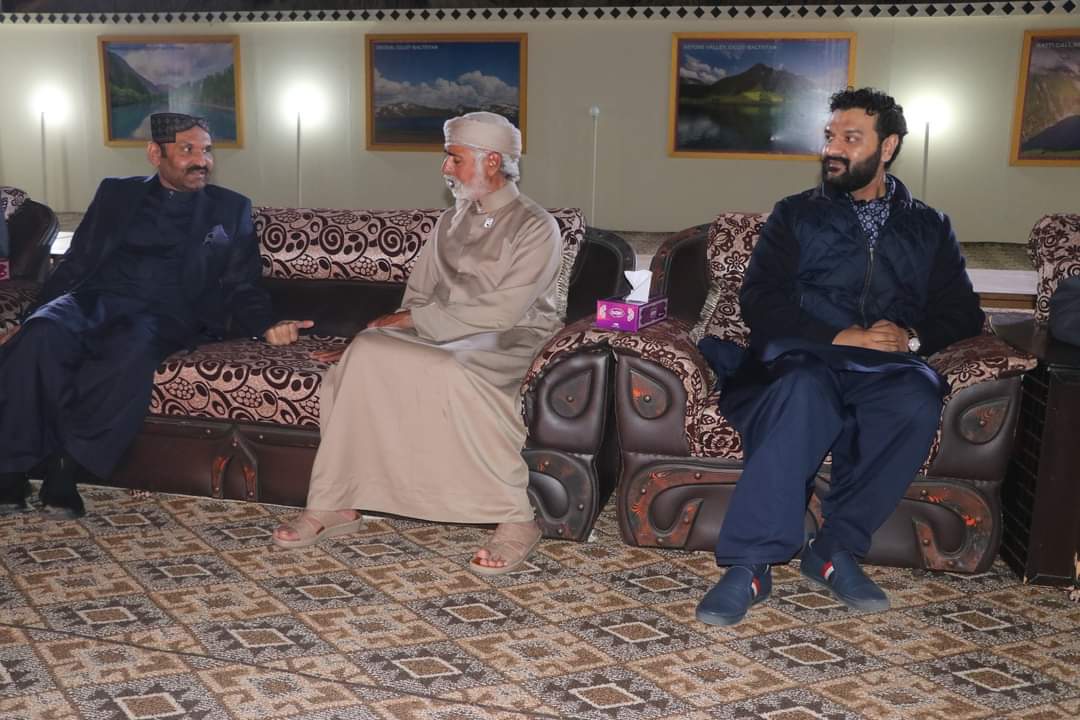 AliGoharKhanM's tweet photo. Invitation Of His Excellency Sheikh Nahyan Bin Mubarak to Sardar Ali Gohar Khan Mahar at Desert Camp Sardargarh.
#NewYear https://t.co/wR3EzSky9O