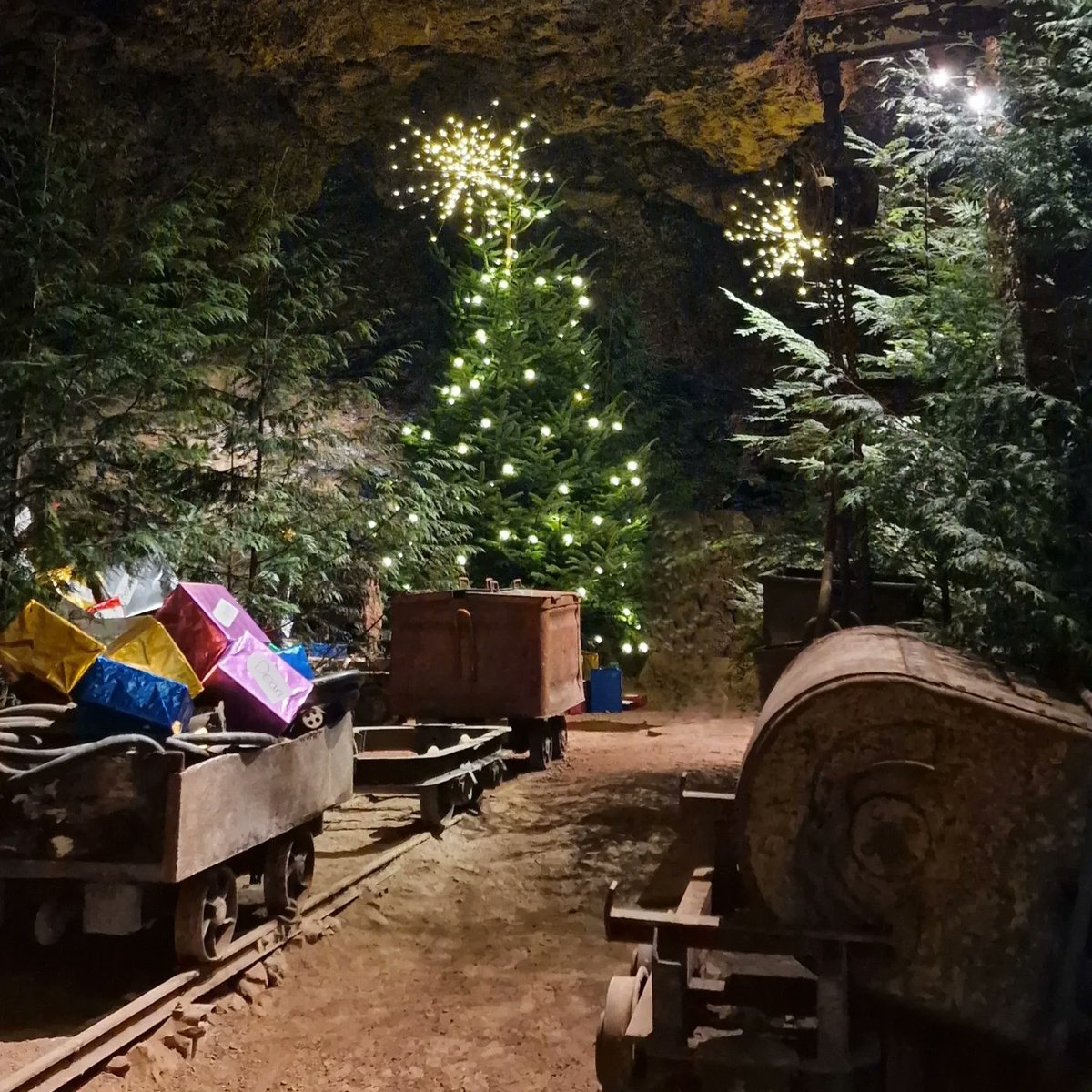 keyses's tweet image. Clearwell Caves