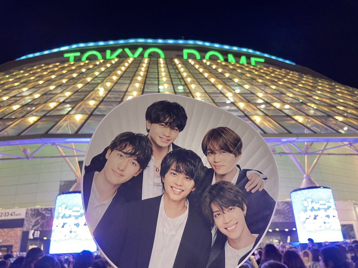 Kentofrom120810's tweet photo. 挨拶全文(記憶と皆様のツイートから)

泣きそうながらも素敵な挨拶で最後階段横で深々とお辞儀をしてました
メンバーからも事務所からも愛されたマリウスの未来に幸あれ
最高の思い出をありがとう

#SexyThankYouMarius
#セクゾの未来を黄金に照らせ
#ドームで輝く5exyZone
#マリウスいってらっしゃい https://t.co/UqkoyfHRUj