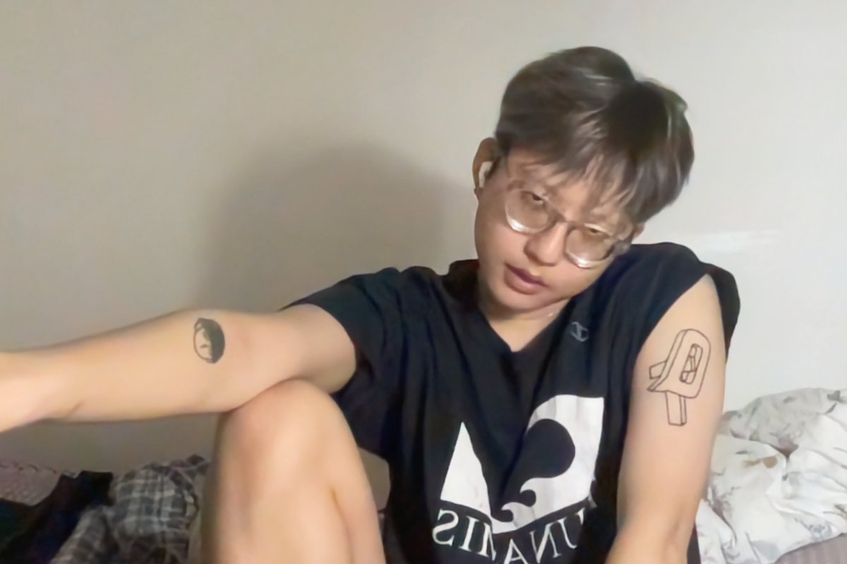 yungvape's tweet photo. i haven't showed off my QT tattoo enough x happy new year https://t.co/S4sdkTxBW0