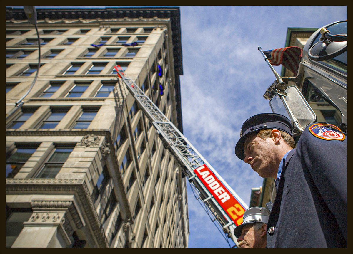 trianglefire's tweet photo. A few hours left in 2022 to donate to the building of the @TriangleFireMemorial The Brown Building, formerly the Asch Buidling, is where the fire took place back in 1911. In 2023, it will be the home of the Memorial. Help us make #LaborHistory
https://t.co/1emtLENovM https://t.co/VSHNKFXrTd