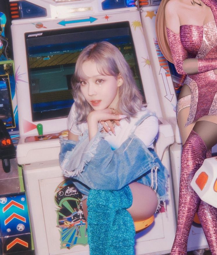 Koreaboo's tweet photo. Happy Birthday to aespa’s ice princess, Winter!🎂
We hope you have a birthday as lovely as you are! We love you ❤️

#ACE_WINTER_DAY
#FirstSnowWithWinter
#오옷_윈터생일
#きらきら輝くいちば���星ウィンター https://t.co/pA22kBqODb