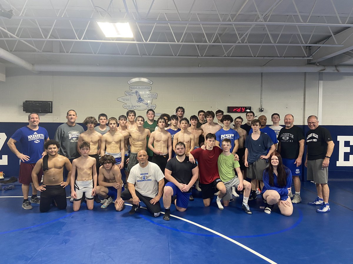 PVBearsWrest's tweet image. Big thank you to @NazWrestling for having us for the last practice of 2022! Lots of hard work in the room today 🤼‍♂️