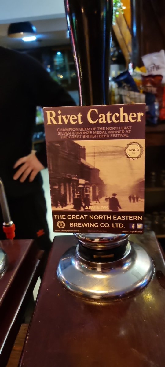 PintAtNight's tweet photo. Last brew of the Year.  A pleasant drop of Rivet Catcher by @GNEBCO https://t.co/IlPJzR9tXL