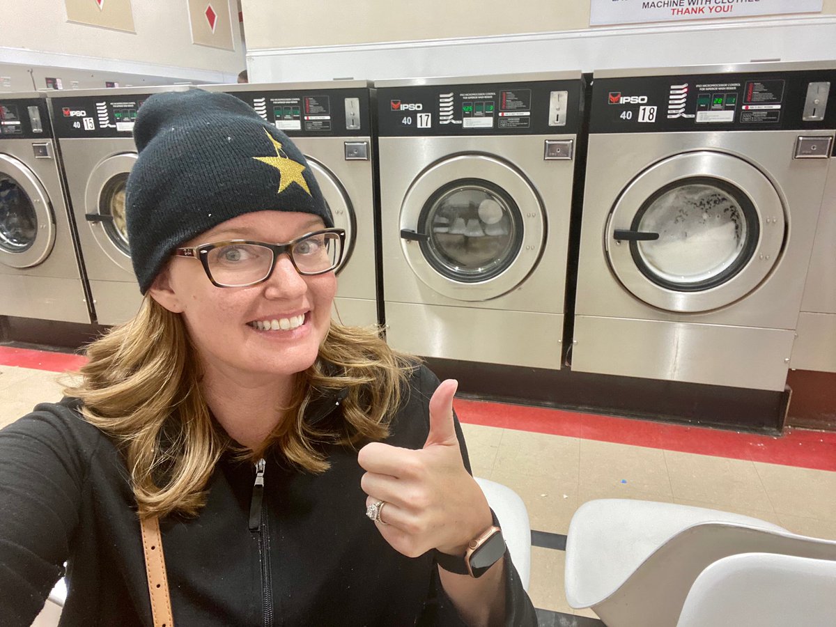 WhatJenLoves's tweet photo. @HomeDepot At the laundromat on New Year’s Eve, because after 3 delivery attempts in 2 weeks, we still have not received the dryer we ordered over a month ago. 👍 #neveragainhomedepot https://t.co/55mZaxOzym