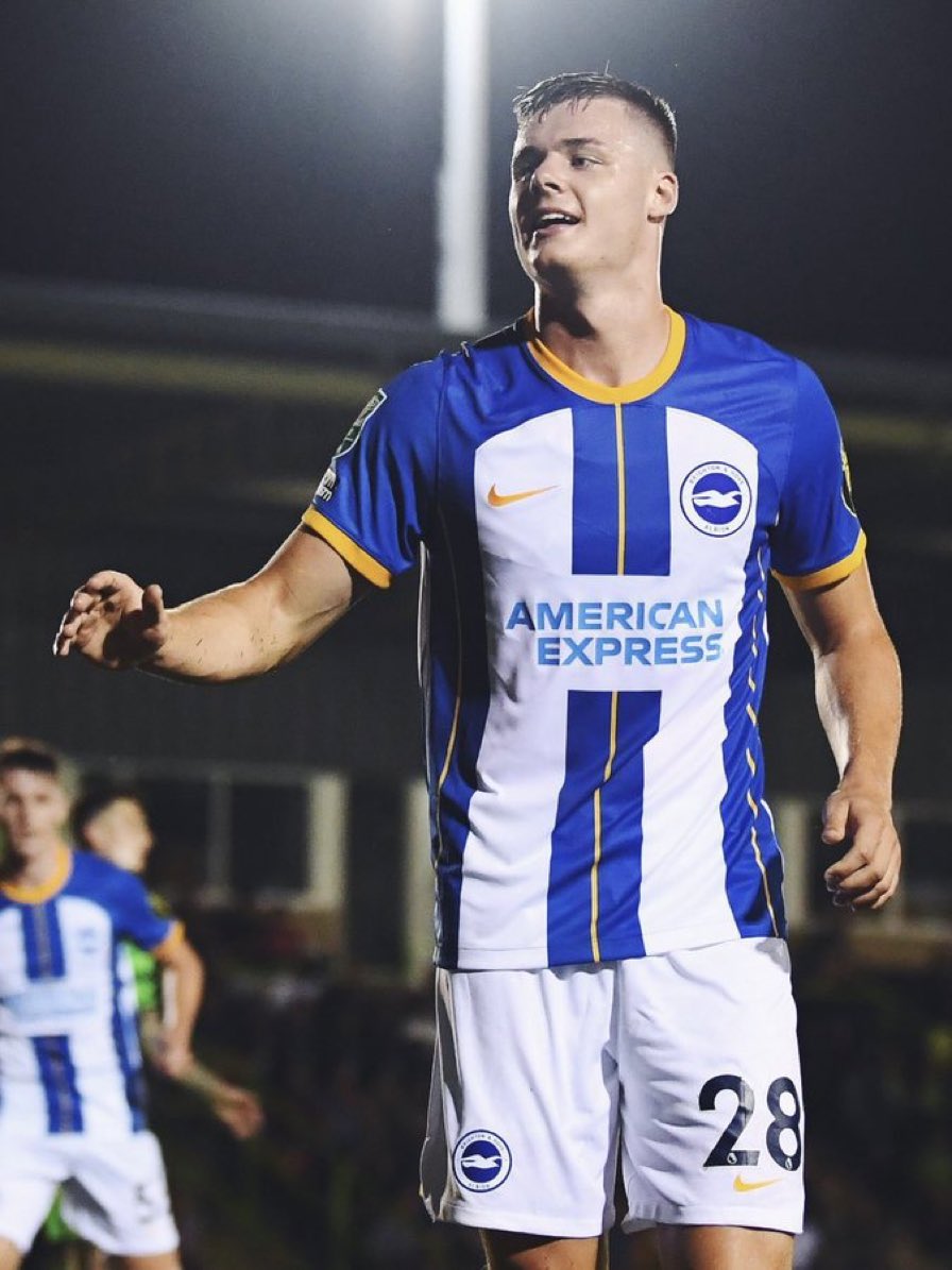 🚨 BREAKING:

Chelsea bid £275m for Evan Ferguson from Brighton.