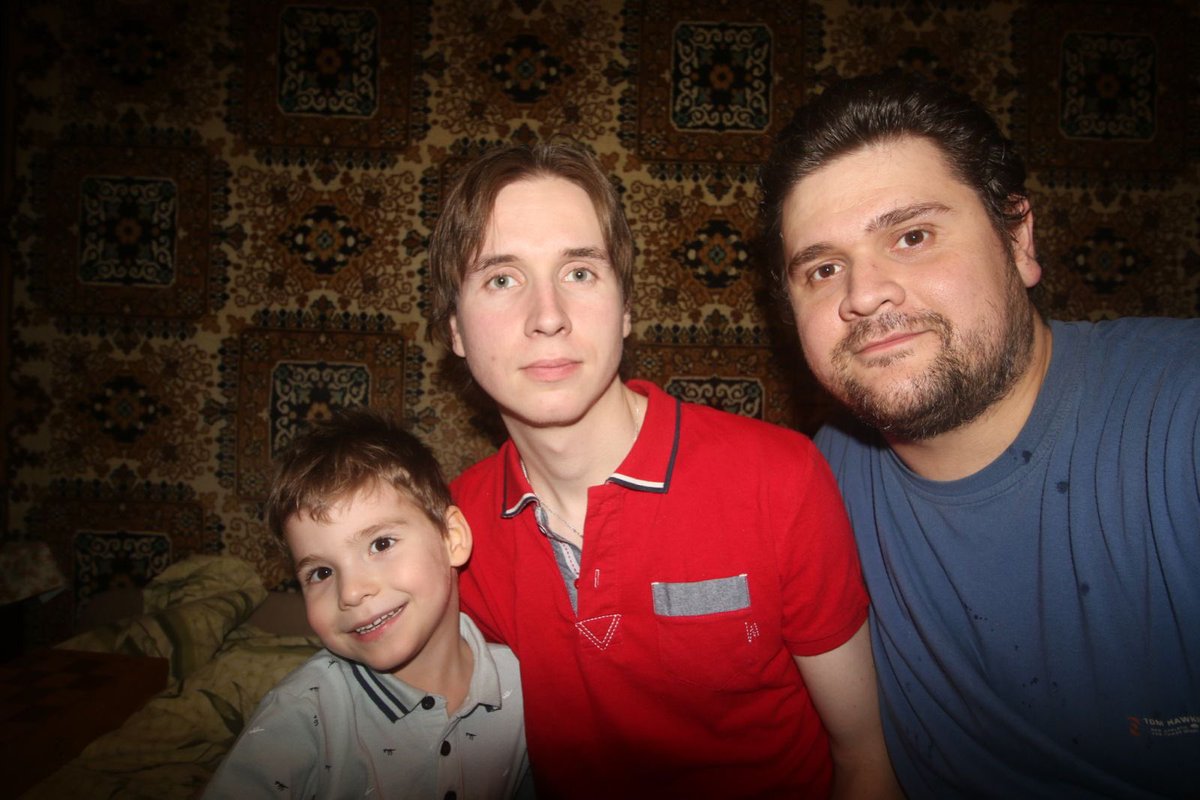 Rplusik tweet picture
