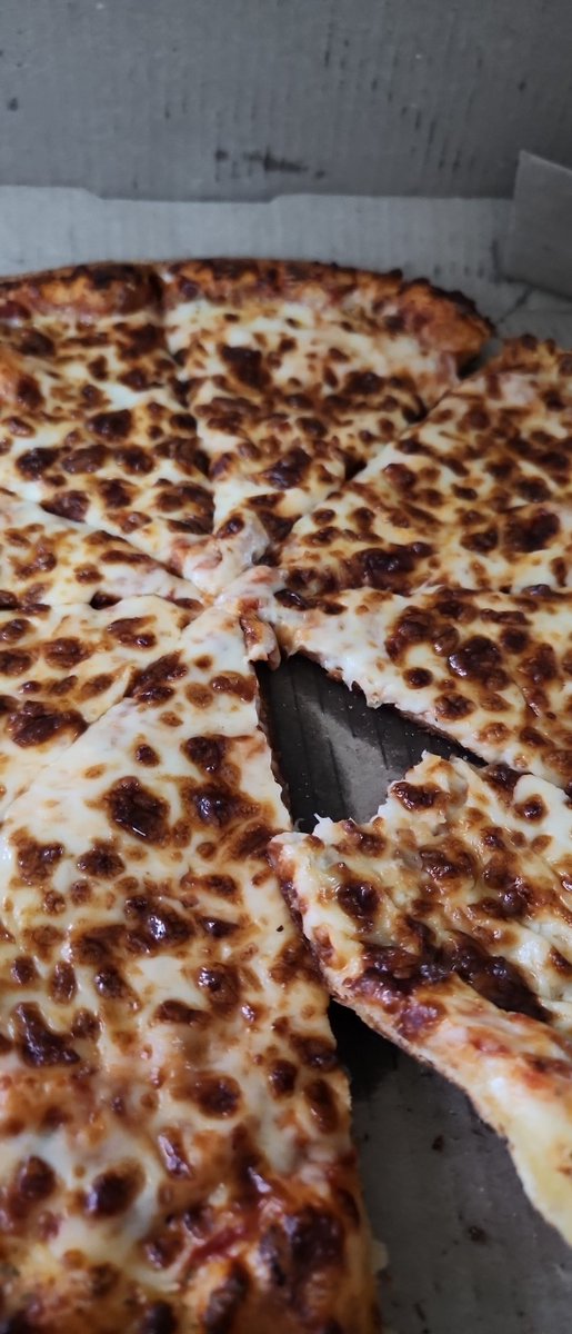 Pizza is my favorite food 😋