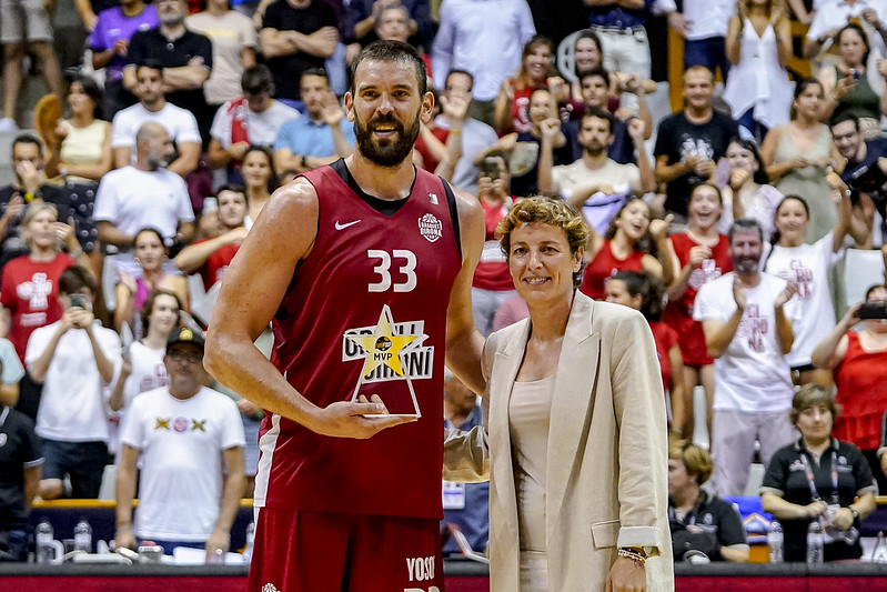 CompeticionFEB's tweet photo. 🏀 𝗨𝗻 2⃣0⃣2⃣2⃣ 𝗽𝗮𝗿𝗮 𝗲𝗹 𝗿𝗲𝗰𝘂𝗲𝗿𝗱𝗼 🥂
📆 En el mes de 𝗝𝘂𝗻𝗶𝗼...
▶ El @BasquetGirona lograba un histórico ascenso a la @ACBCOM en la #FinalFourLEBOro
▶ @MarcGasol cumplía el sueño de toda una ciudad proclamándose como MVP de la competición https://t.co/lfMinRfjP8