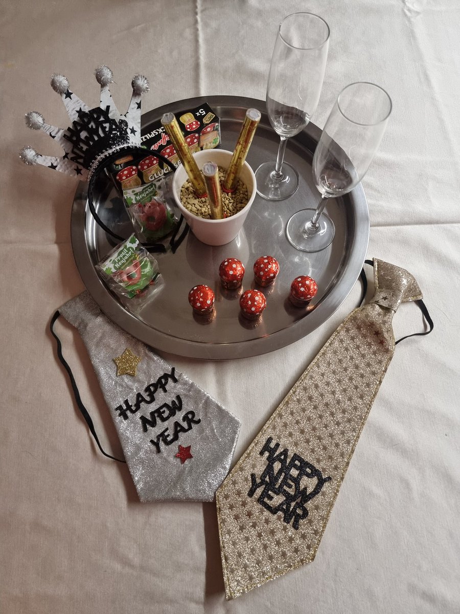 Happy New Year 🎉🥂🥳🍀