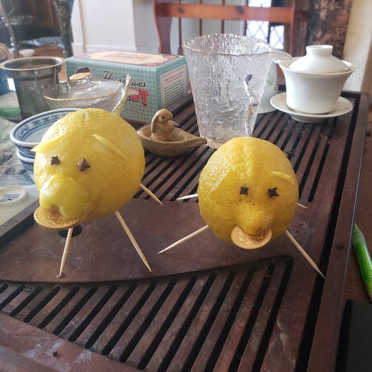 allengarvin's tweet photo. @70s_party This year's #lemonpigs with an 1888 quarter eagle, and a 1907 20 francs. https://t.co/s3ON9o7hwb