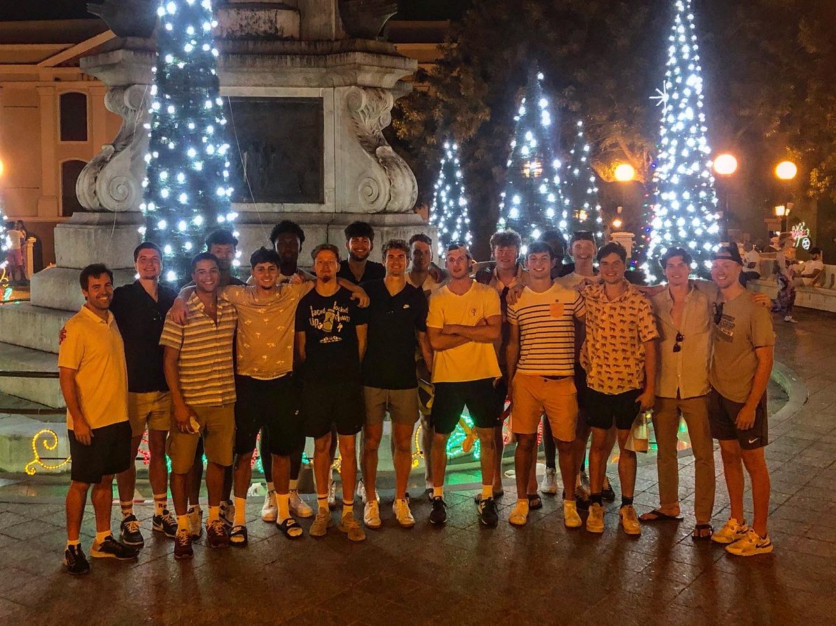 RPI_MBB's tweet photo. Incredible team trip to San Juan, Puerto Rico these last 5 days! An amazing experience! 🇵🇷🏀 https://t.co/7FKpSdfUeN