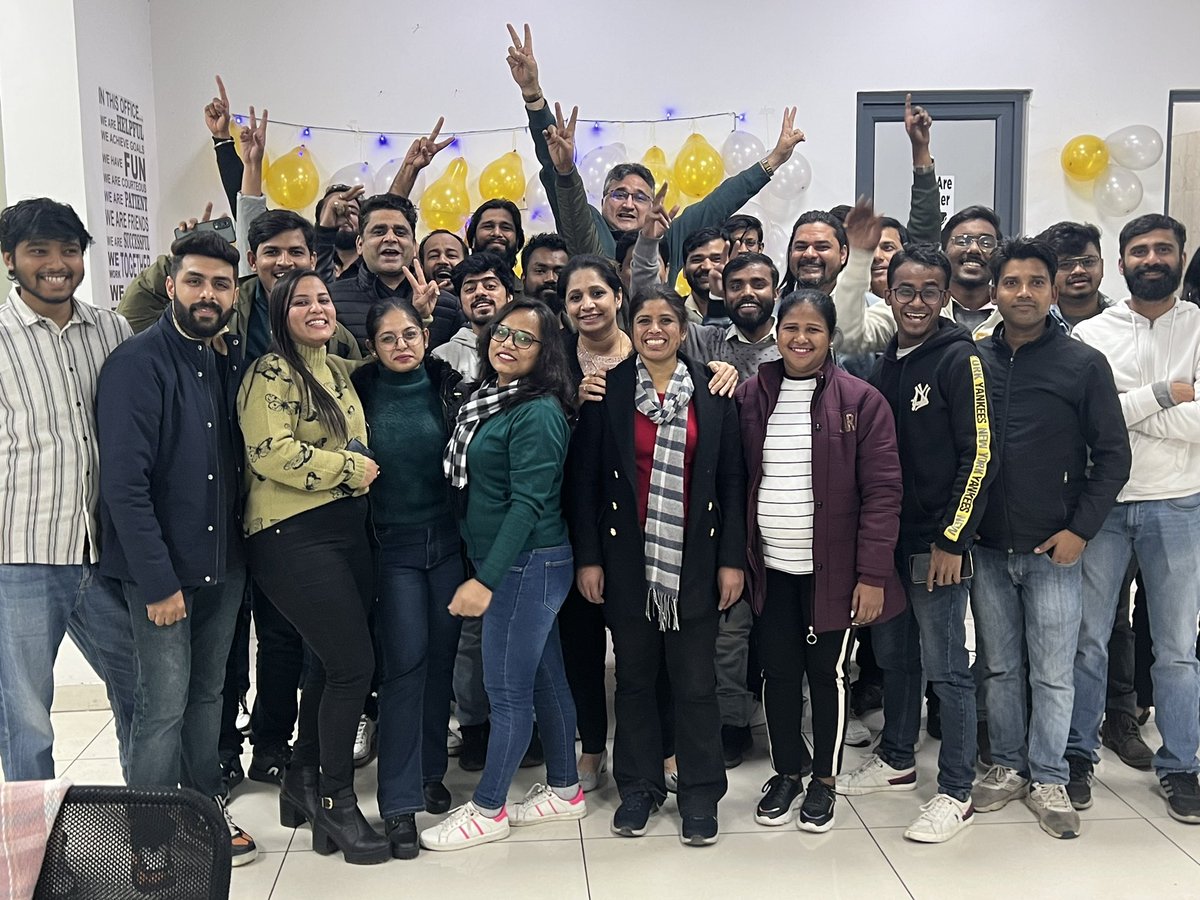 sutraacreations's tweet photo. Team #Sutraa, wishing you a very happy new year. May this new year bring you lots of happiness, peace and prosperity 🎉
#sutraa #events #eventmanagement #newyear #NewYear2023 #leadgeneration #merchandising #corporategift https://t.co/X3CvPvZbjP