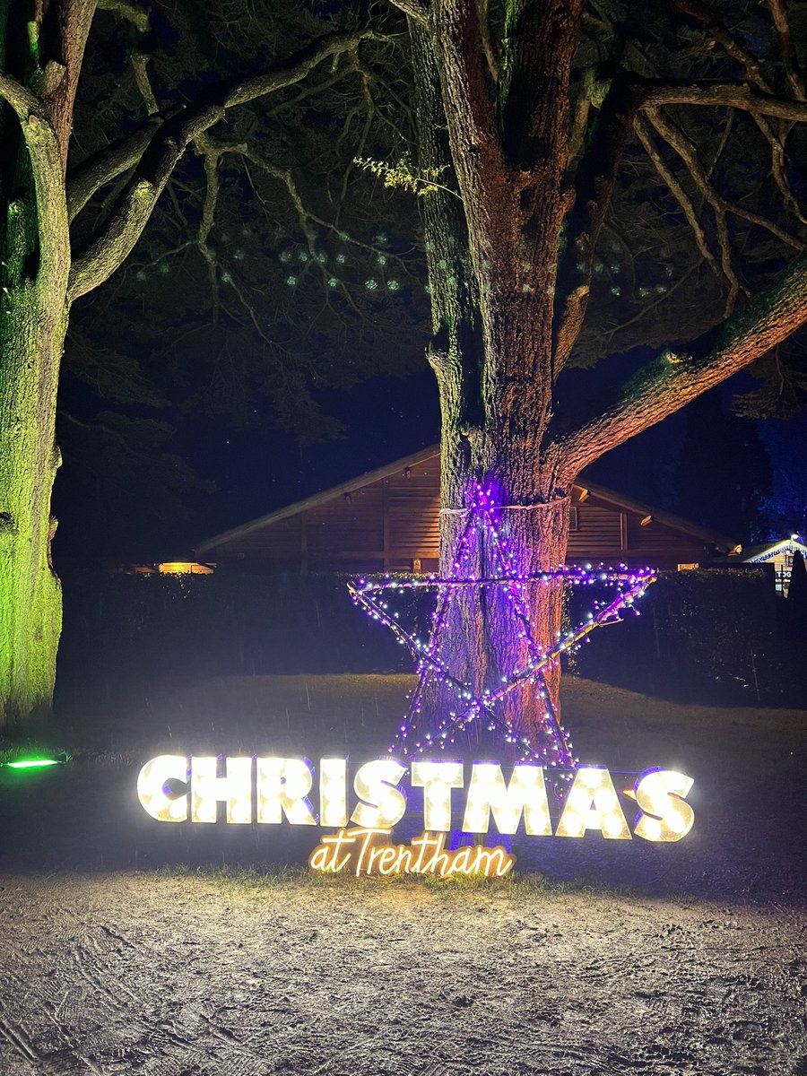 nicolaruth1's tweet photo. The wonderful #christmasattrentham @TrenthamEstate #NYEEdition #NYE2022 https://t.co/RotZSfSOgz