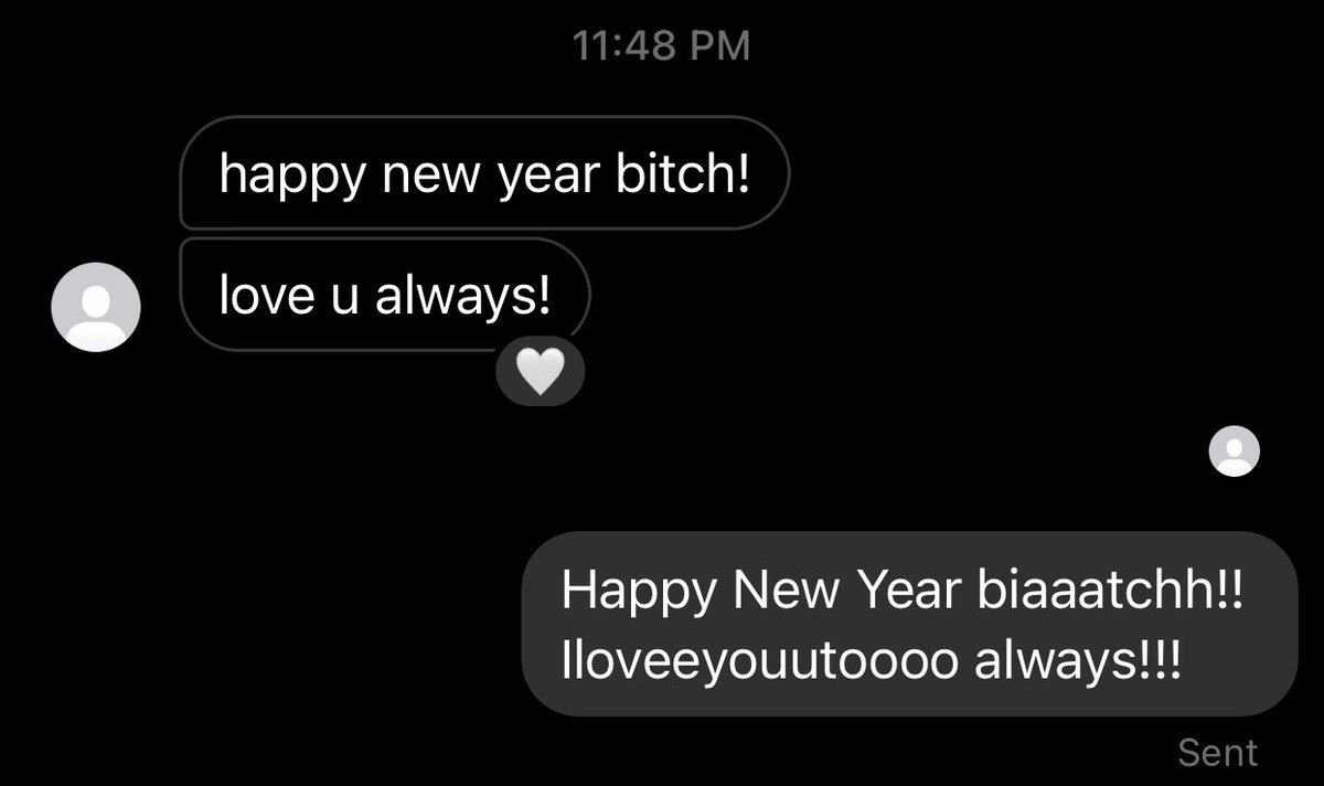 ellerisms's tweet photo. Happy New Year!! https://t.co/FNTQbVAG4d
