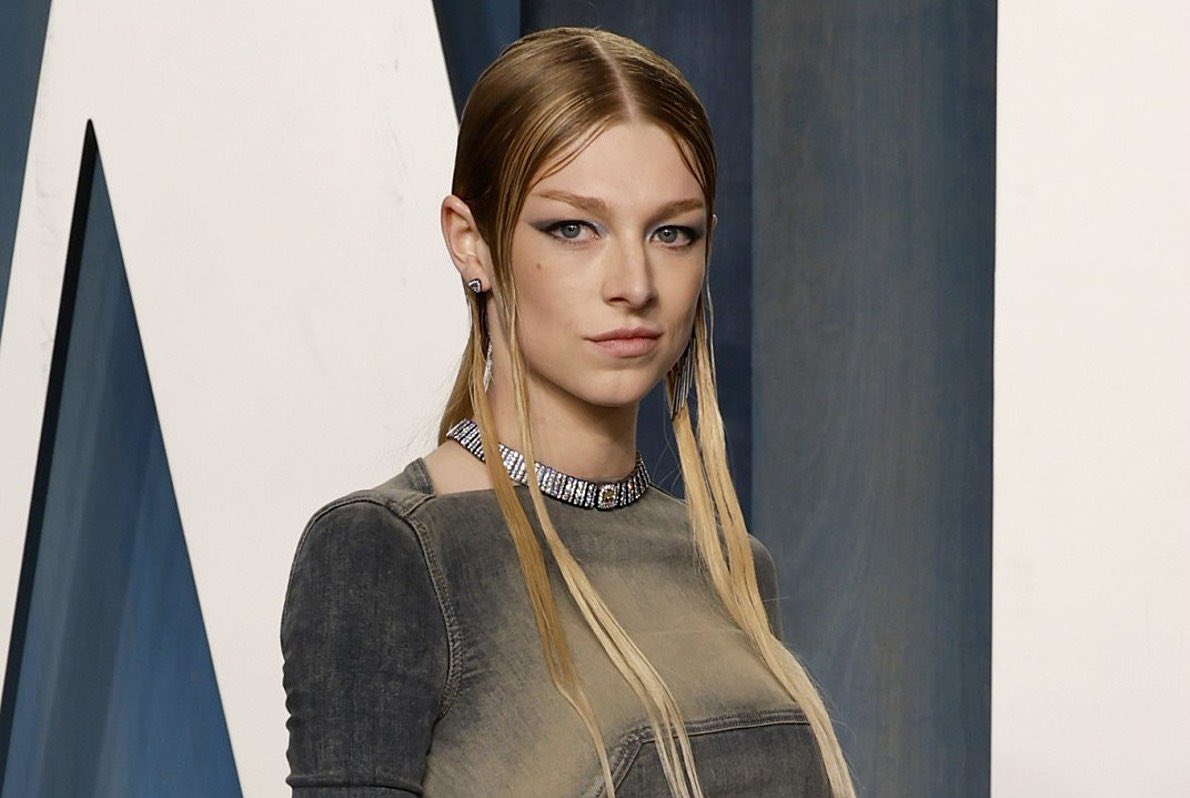 Pop Base on Twitter "Happy 24th birthday to the talented Hunter Schafer."