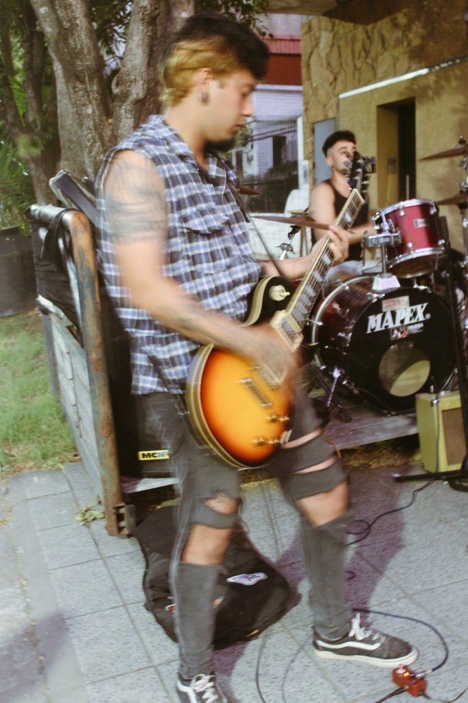 _LISIADOS_'s tweet image. Un dia en la historia de Lisiados🔥
Evento Bullshit hecho en Lavallol,el show se suspendia a lo ultimo por lluvia. Año 2022.