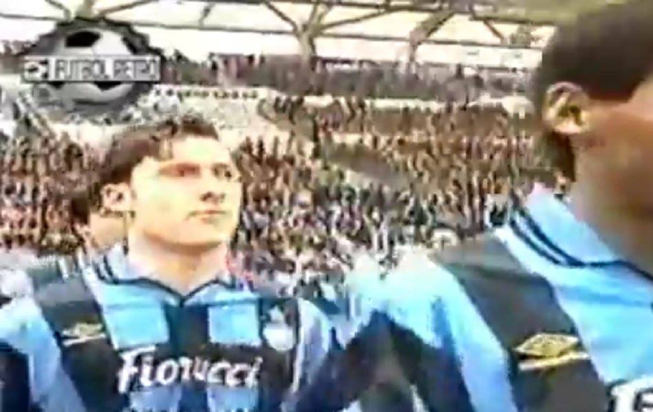 chernyack's tweet photo. @RetroShirtsFC @classicshirts @WinksFootball @stoppagetimewin @Craig_18_G @TalkingKit @aleksandarjason @BirdyShirts @KitNerdUK @AusKitNerd @TomsFootyKits https://t.co/eZWMYYqAuJ