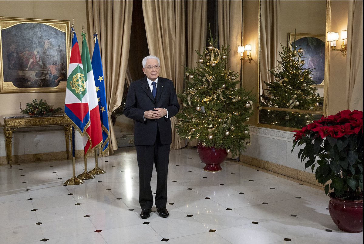 Quirinale's tweet image. #Mattarella: Pensare di rigettare il cambiamento, di rinunciare alla modernità non è soltanto un errore: è anche un’illusione. Il cambiamento va guidato, l’innovazione va interpretata per migliorare la nostra condizione di vita, ma non può essere rimossa