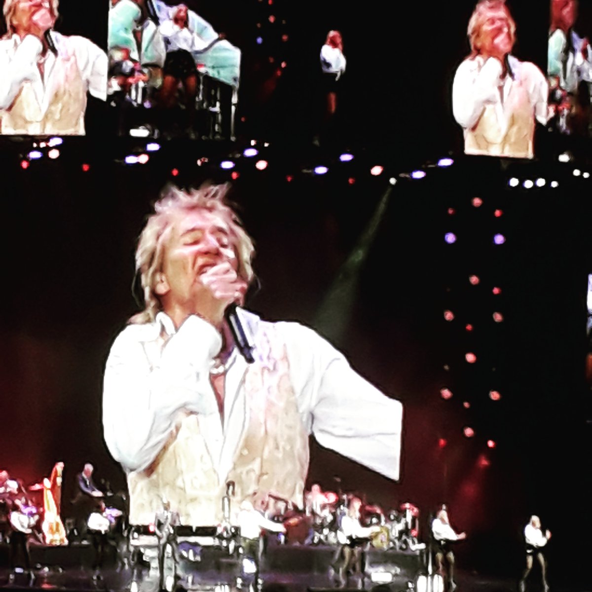 Theres two highlights of 2022...seeing  my rod and my mate falling asleep sober in a pub on the hottest day of the year....but Rod has to win