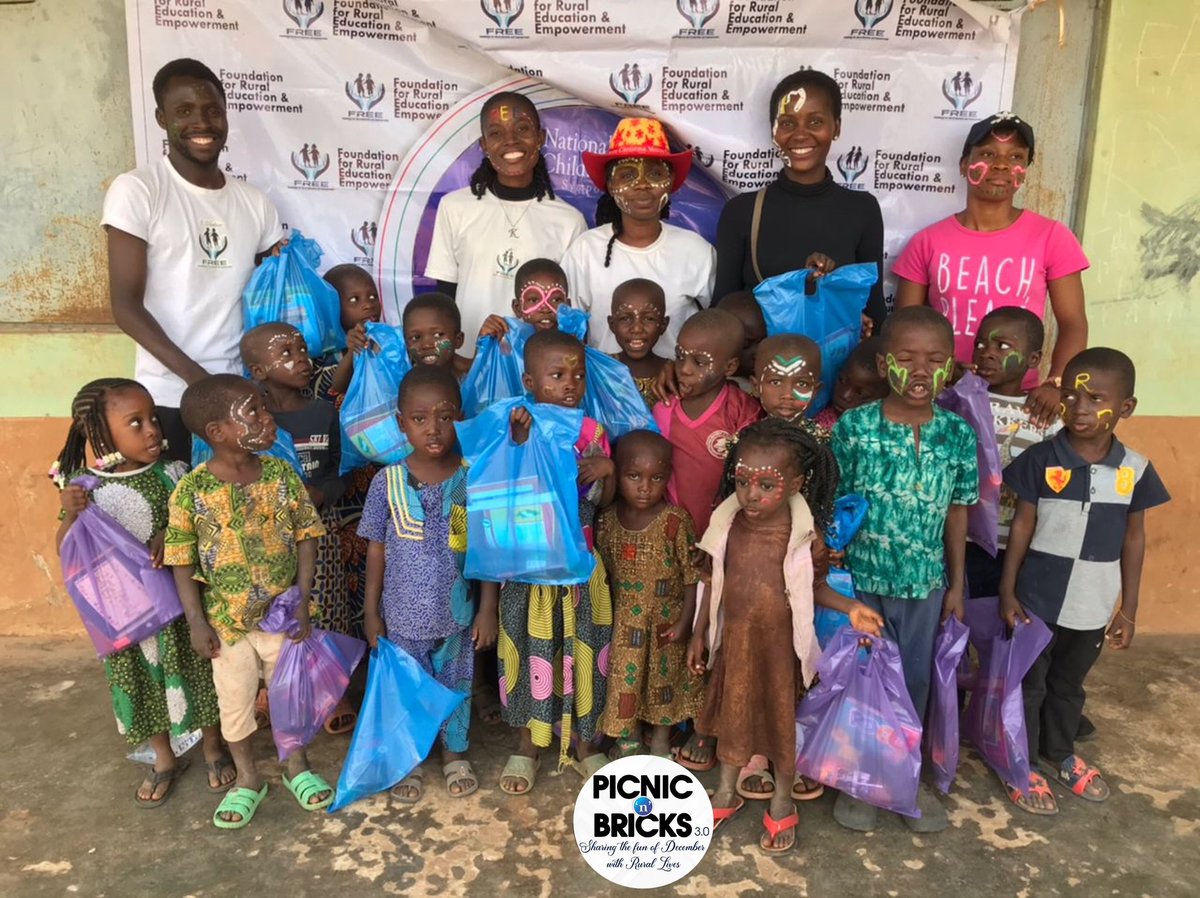 About last weekend...
It was a moment of all-round fun, merriments and giveaways for children during the 3rd edition of Picnic"N" Bricks at Falao Village, a rural settlement in Ibadan.
#GoodBye2022 #Fun #ForEveryChild