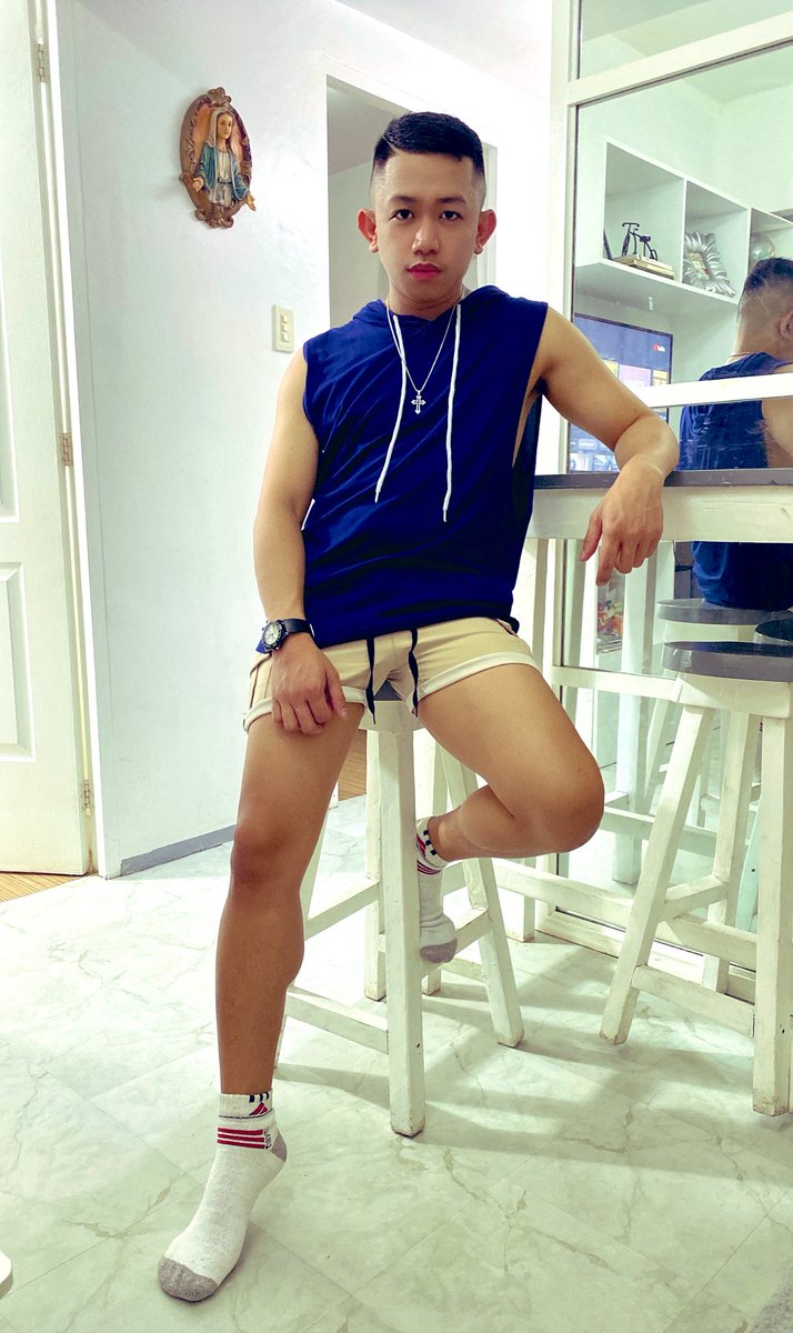 Master__AJ's tweet photo. Baka gusto niyo po ng paputok 
Meron po ako dito nakatago
#DM AVAIL NA PO KAYO! https://t.co/TIfkItx71e