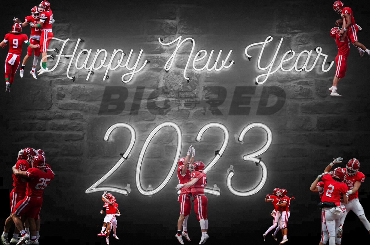 MichioKamimura7's tweet photo. Thank you for the holiday graphic @CoachNBowie @DUFootball @coachhatem @BouchardFred @MICDSfootball @nmenneke77 https://t.co/a6THLVObf8