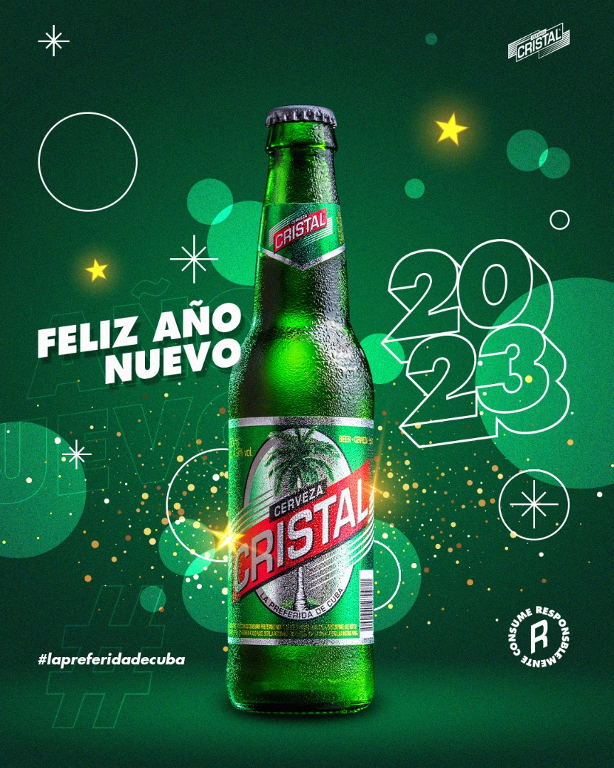 cerv_bucaneroSA's tweet photo. Feliz año nuevo. Hagamos de este 2023 una fiesta gigante donde se cumplan todos nuestros planes juanto a La Preferida de Cuba.

#cervezacristal #cervezacubana  #bucanerosa #lapreferidadecuba #todoscoincidimosenalgo #feliz2023 #habana #cuba #añonuevo #consumaresponsablemente https://t.co/wr7YIQpqi0