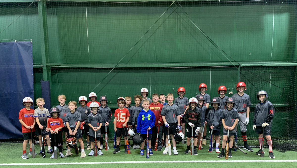 Millard_Elite's tweet photo. 𝗘𝗹𝗶𝘁𝗲 𝗛𝗶𝘁 𝗖𝗹𝘂𝗯 wrapped up! 

55 signed up, 38 finished. Proud of this group. 

#BeElite @MillardUnited https://t.co/Xri6ITvkOi