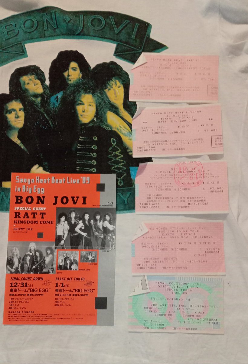 corocor87502374's tweet photo. goodmorning
A HAPPY NEW YEAR
本年も宜しくお願い致します🙇♂
34年前の1989 1/1NEW YEARGIG
15時〜21時迄行われた
KINGDOMCOM
RATT
BONJOVI
BONJOVIが提唱の外国のお正月
1/1に行われたのはこの年だけ
正にROCKのお正月
音源も残されてます🤘
#KINGDOMCOM
#RATT
#BONJOVI
#FINALCOUNTDOWN https://t.co/ZrjLIFyR85