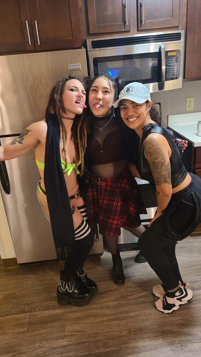 DreadGoddess3's tweet photo. @dirtysnatchauk https://t.co/tUy8mE7vGT