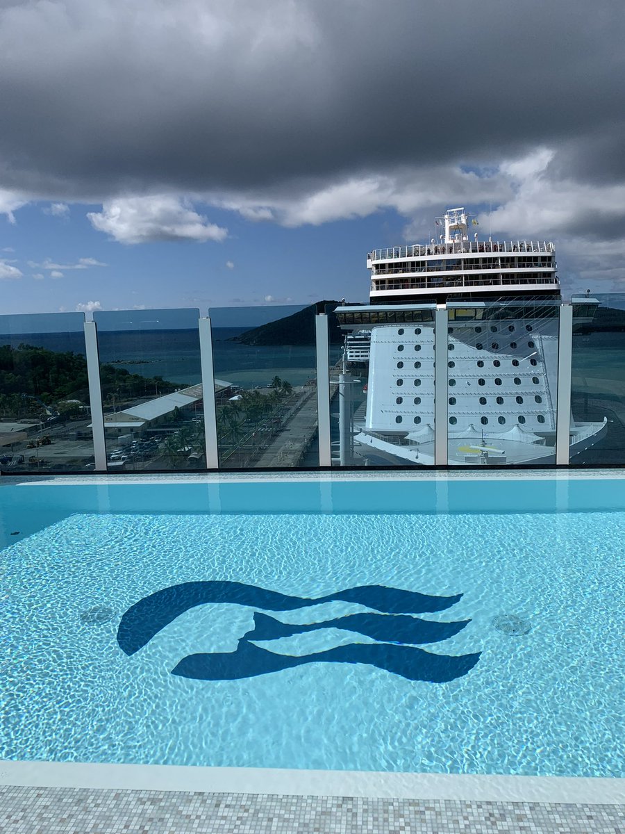 CruzinParadise's tweet photo. #EscapeCompletely #ComeBackNew #ILoveThisBoat see you all in 14 days #SkyPrincess #Caribbean #Cruise #Elite #GreenLane @PrincessCruises @DirkBrandPC https://t.co/lj5JwvOUGB