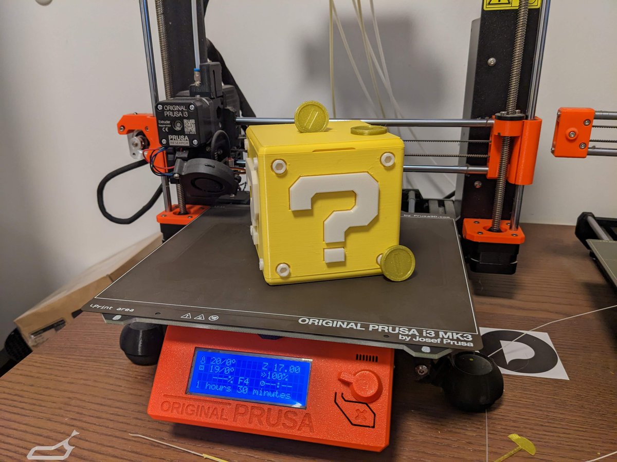 GillyBarr's tweet photo. Love this 'piggy bank' I printed for my son!! Using @prusament Mango Yellow and Gold for the coins.
(I never have coins on me, so I printed these coins to give him, and he gives them back to me when he wants me to buy him something).
#prusalive https://t.co/QrdwysX636