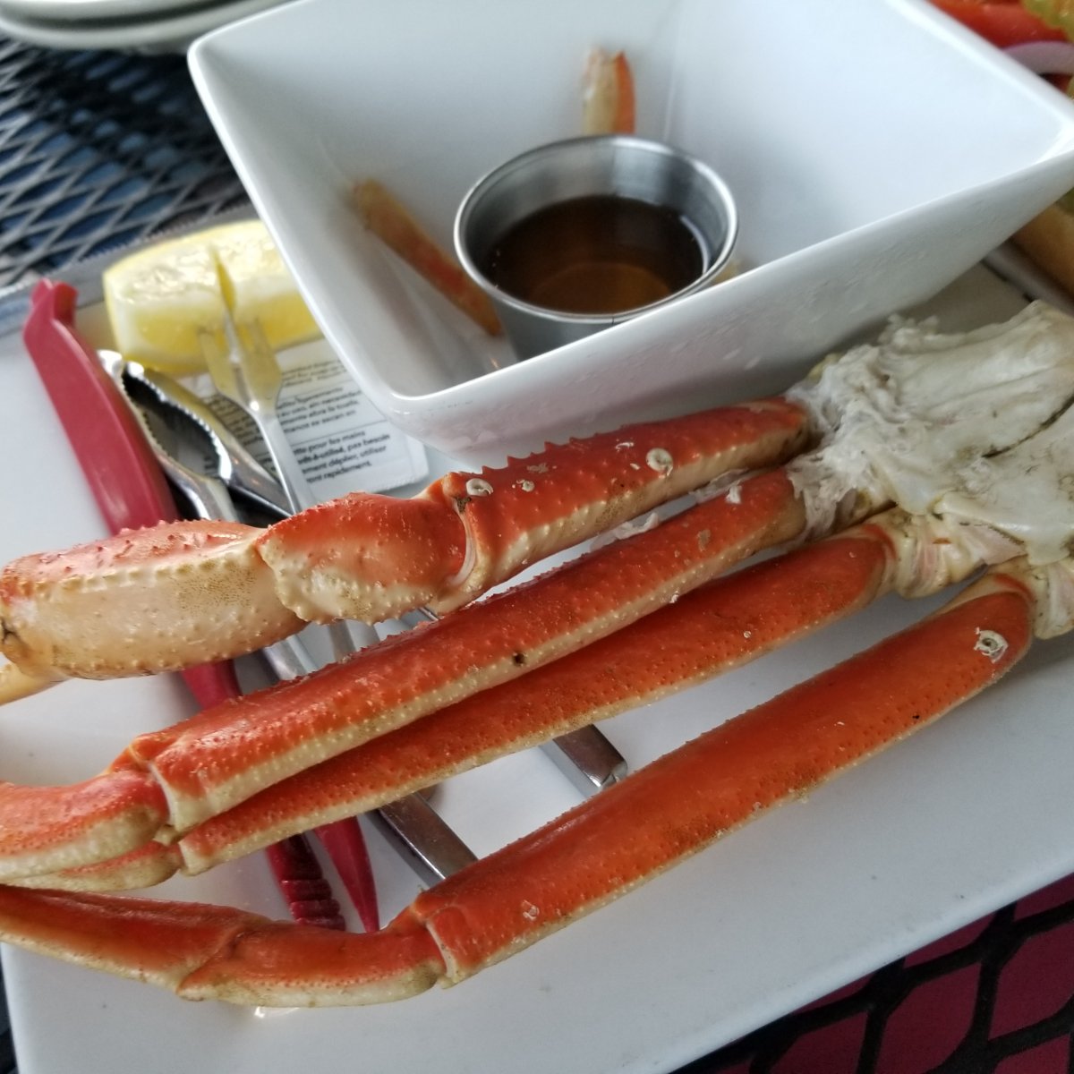 Powerhouse_NWA's tweet photo. Start your New Year's Eve celebration right with a full and happy stomach. Once you've enjoyed our crab legs, you can focus on the fun. #Powerhouse https://t.co/w06JHnXKPI