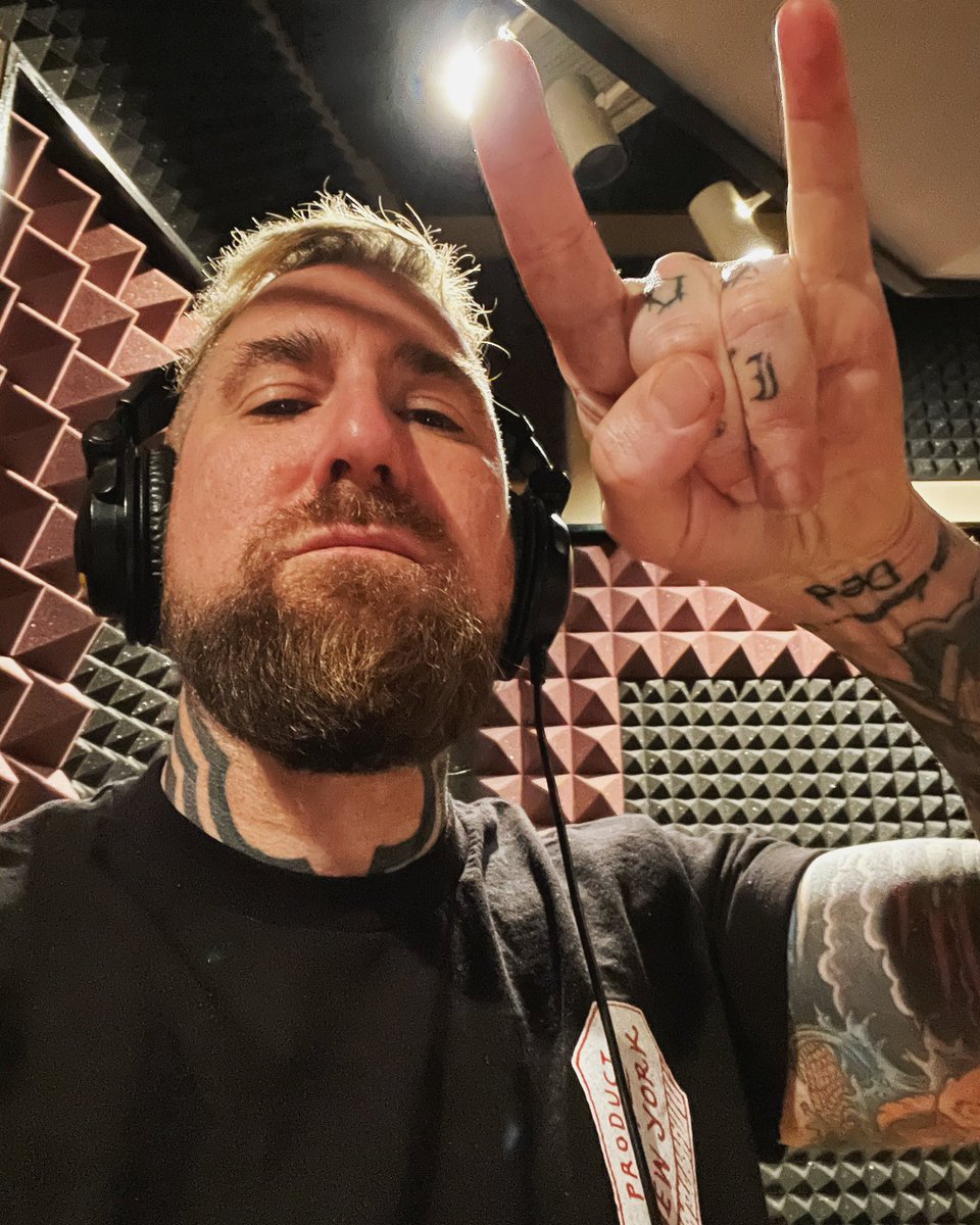 Ded_Joe's tweet photo. Ready for 2023🥂Happy New Years!
New @WeAreDed music is underway and we are taking the gloves off on this one. See you all on the other side! #StayDed https://t.co/6StMhotC4Y