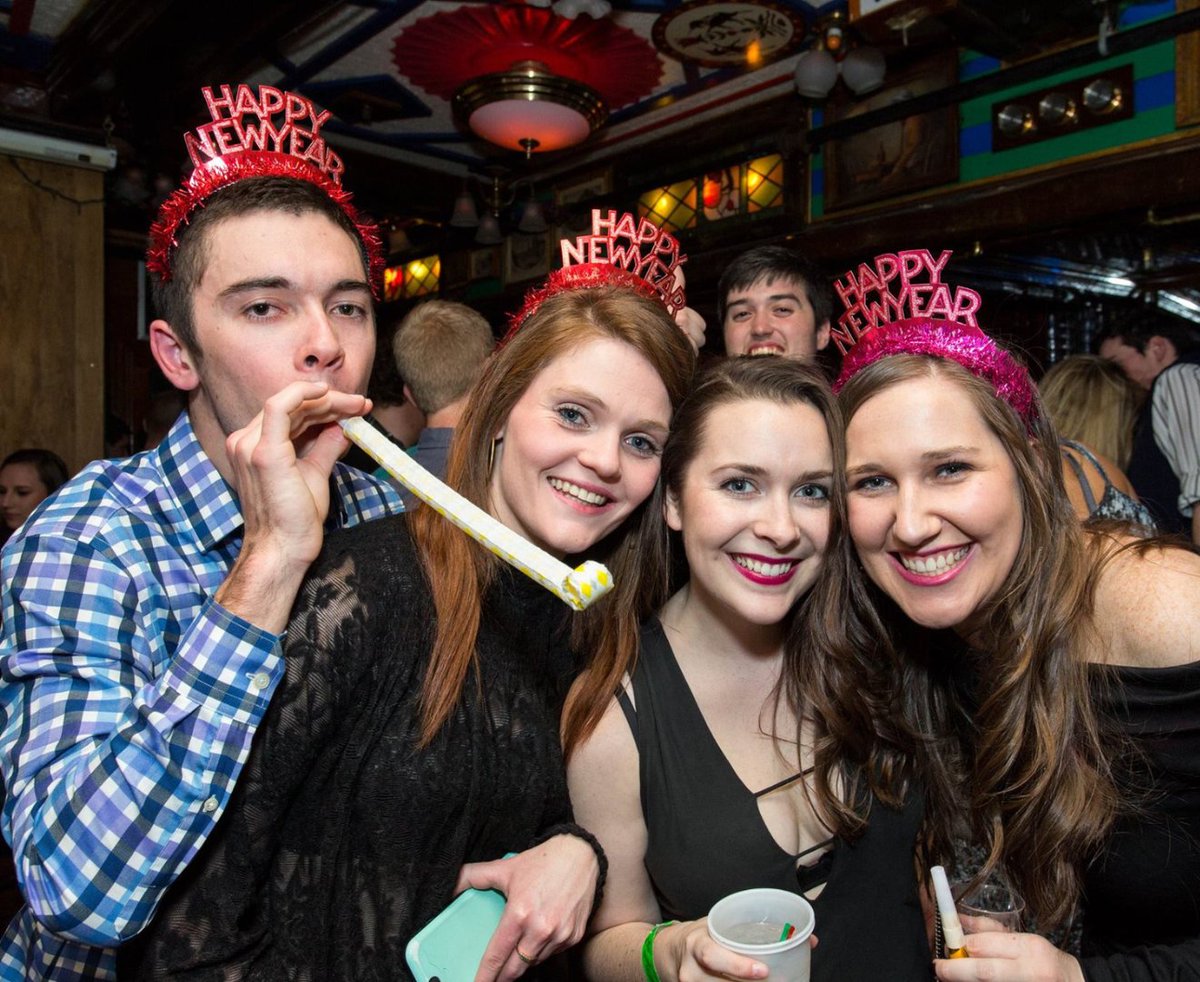 We can't wait to dance into 2023 with you all! See you tonight! 🥂