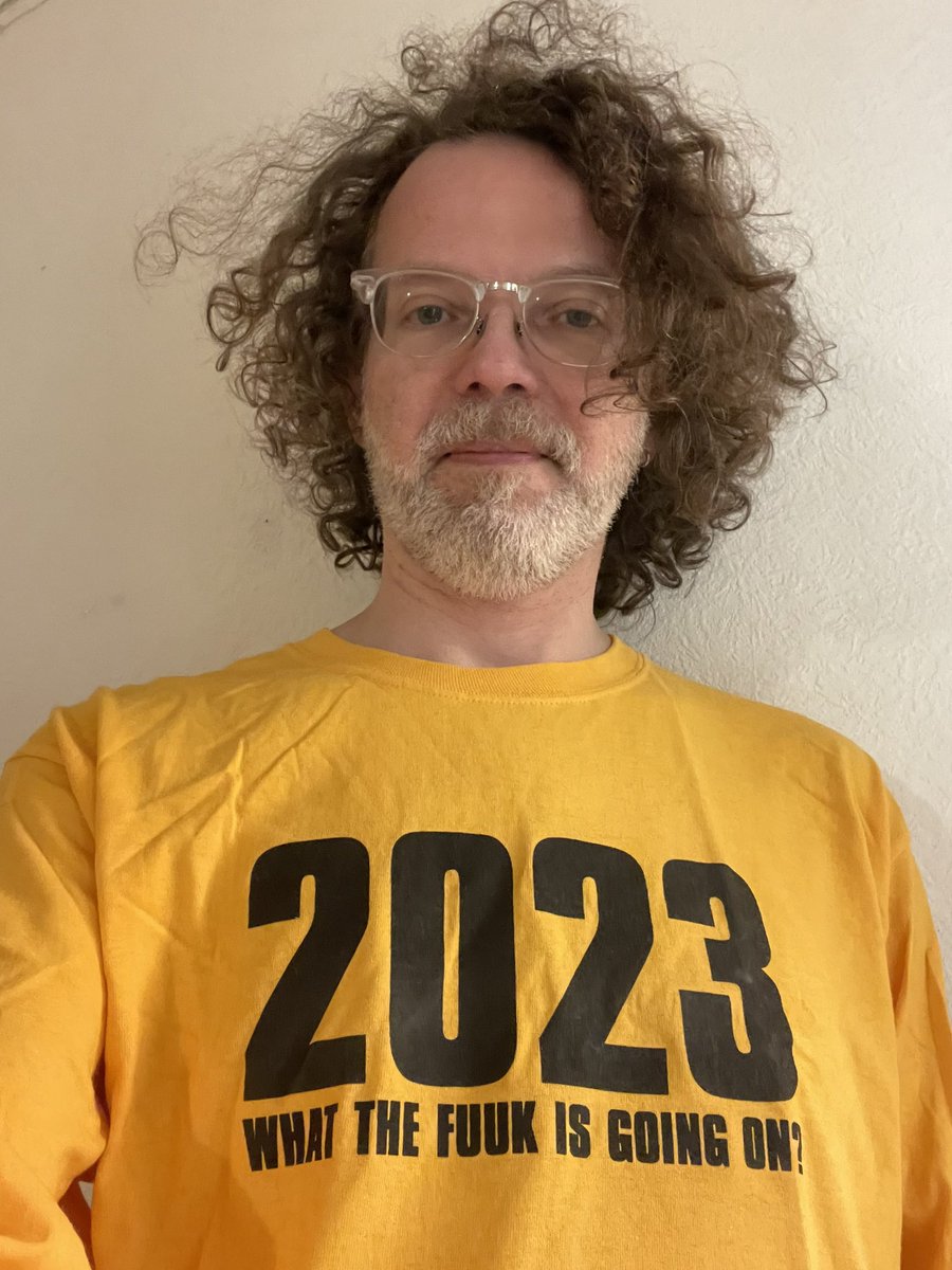 thecarleast's tweet photo. Been waiting for an excuse to wear this. With tests still redlining in the house, it’s a quiet night in for us all  then… @KLF_Online #2023NewYear #WhatTheFuukIsGoingOn @FaberBooks #PandemicYear4 https://t.co/G2QbPhOGSG